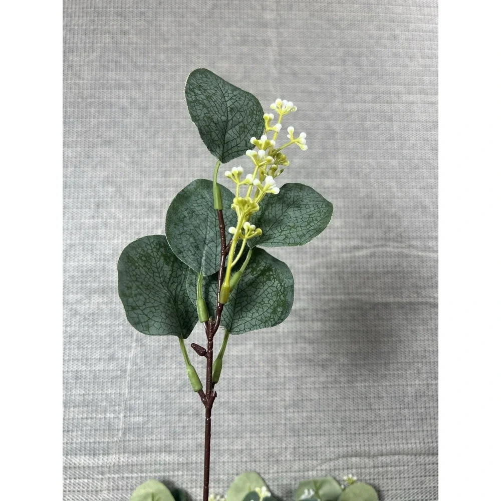 16 Pcs Faux Eucalyptus Green Leaves Stems Artificial Planta Picks
